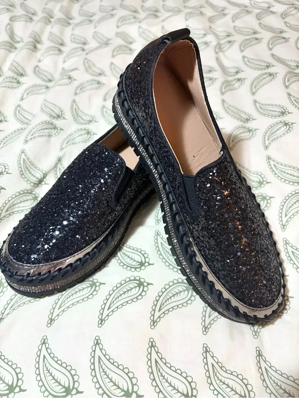 Novelty Sneakers Cushioned Black Glitter Loafers Silver Trim Slip-On 37 (6.5)